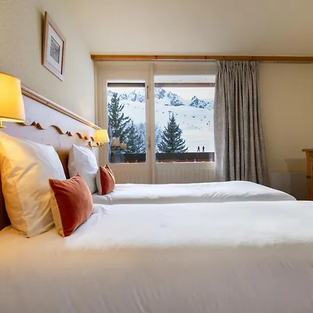 Crystal Hotel 3*