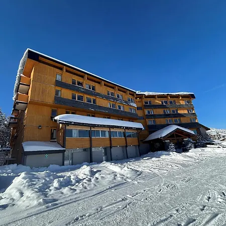 Crystal 3* Courchevel