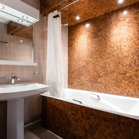 Crystal 酒店 谷雪维尔