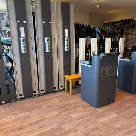 Crystal 酒店 谷雪维尔